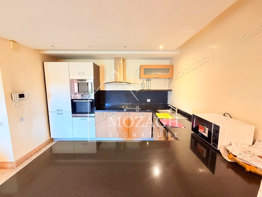 Bel appartement 150m² avec terrasse à l'Hivernage