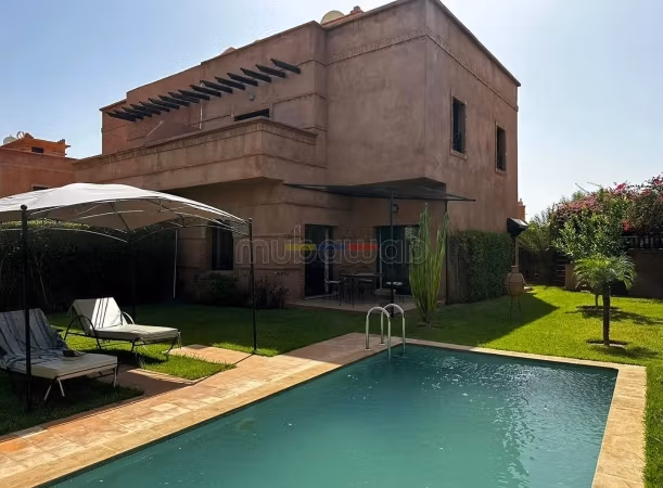 Villa met zwembad nabij golf Marrakech