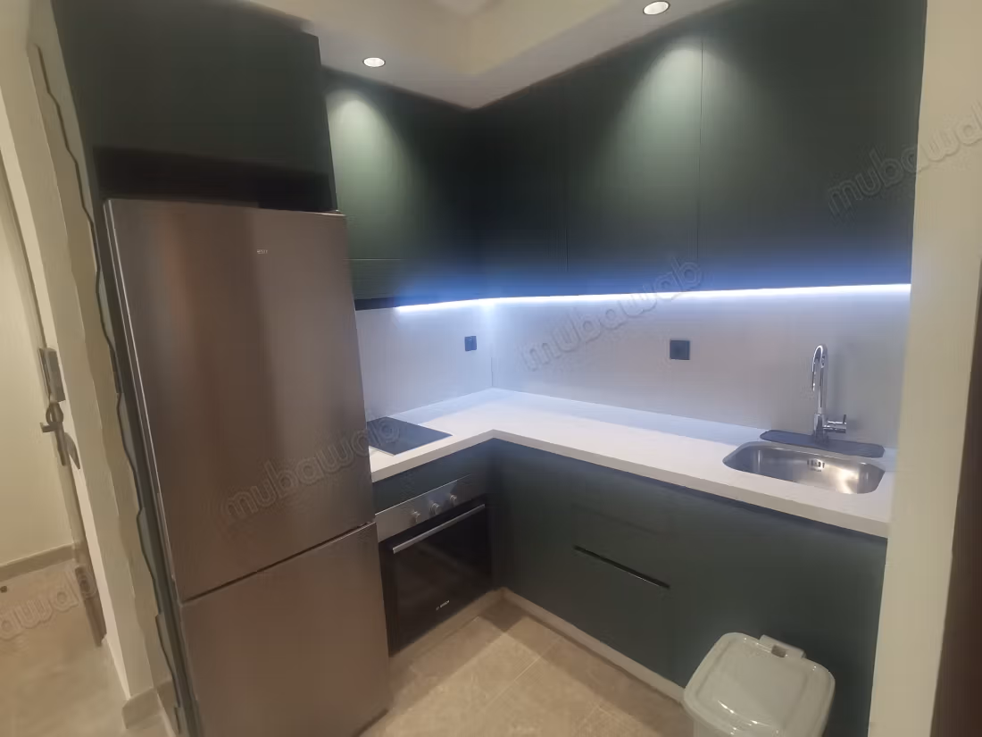 Studio neuf joliment meublé 37m2 A Racine