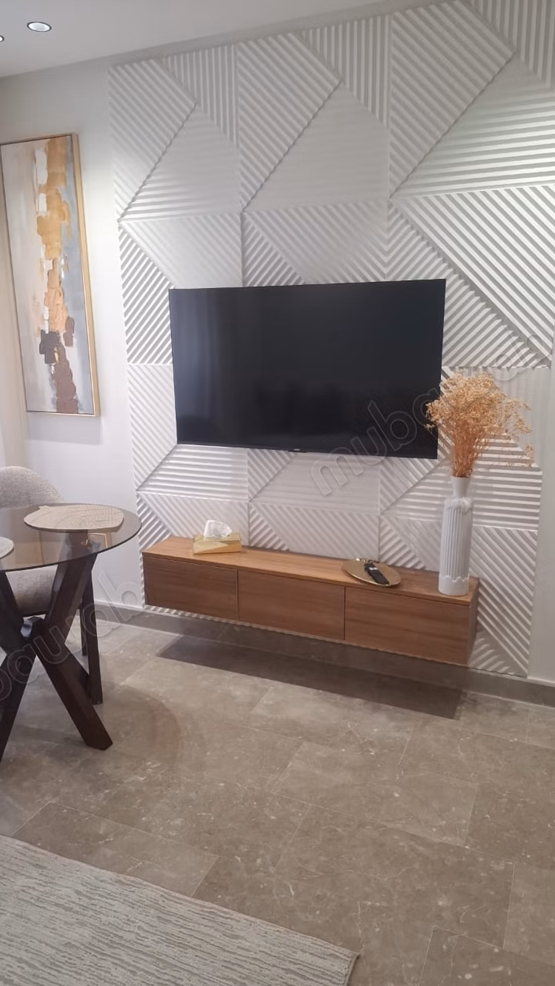 Studio neuf joliment meublé 37m2 A Racine