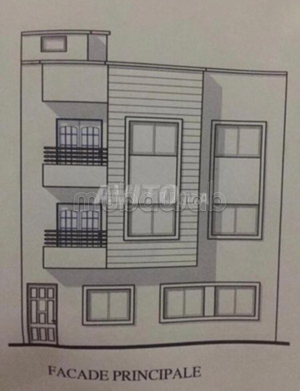 Beau terrain à la vente en Centre Ville. Surface totale 100 m²