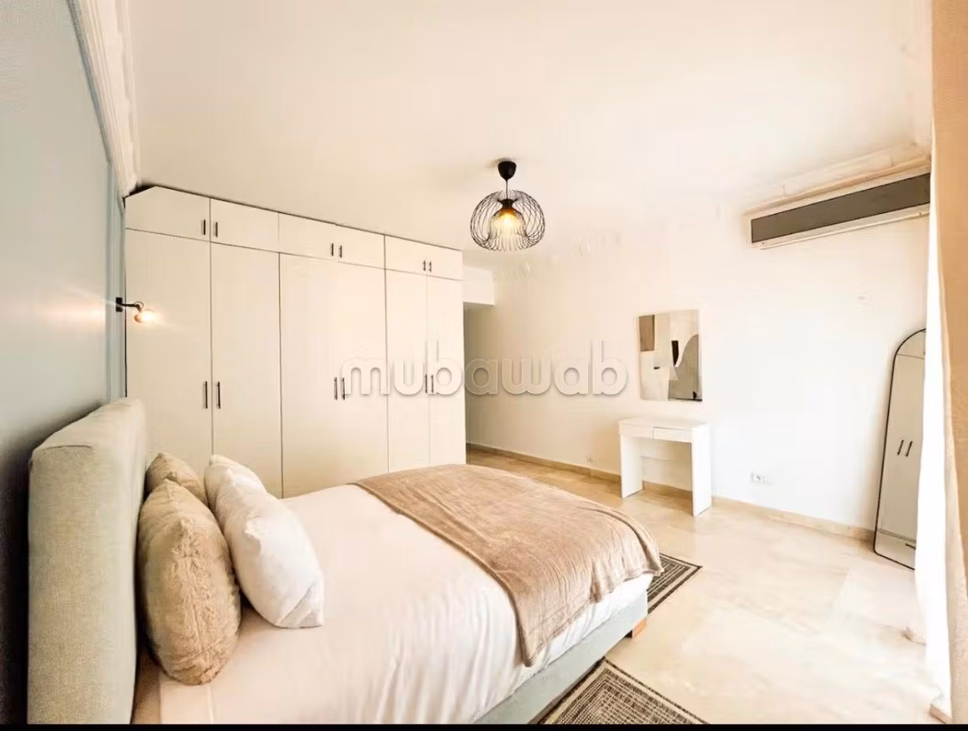 Duplex meublé haut standing de 184 m² à louer — 4