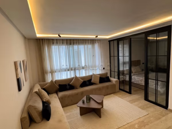 Nu huren: appartementen in Les Hôpitaux. 1 Ruimte. Gemeubileerd