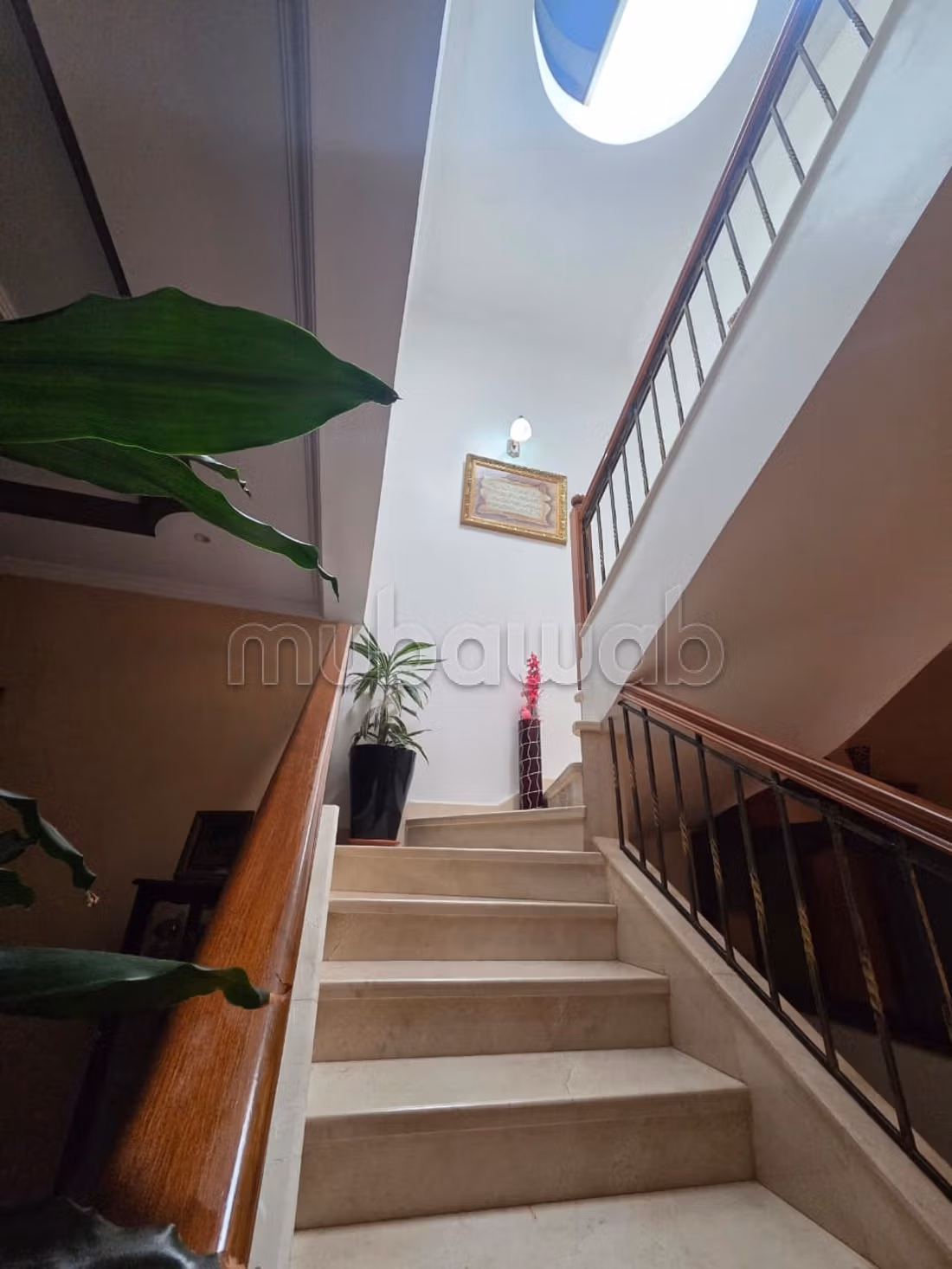 Villa à Hay Riad pour usage professionnel ou habitation
