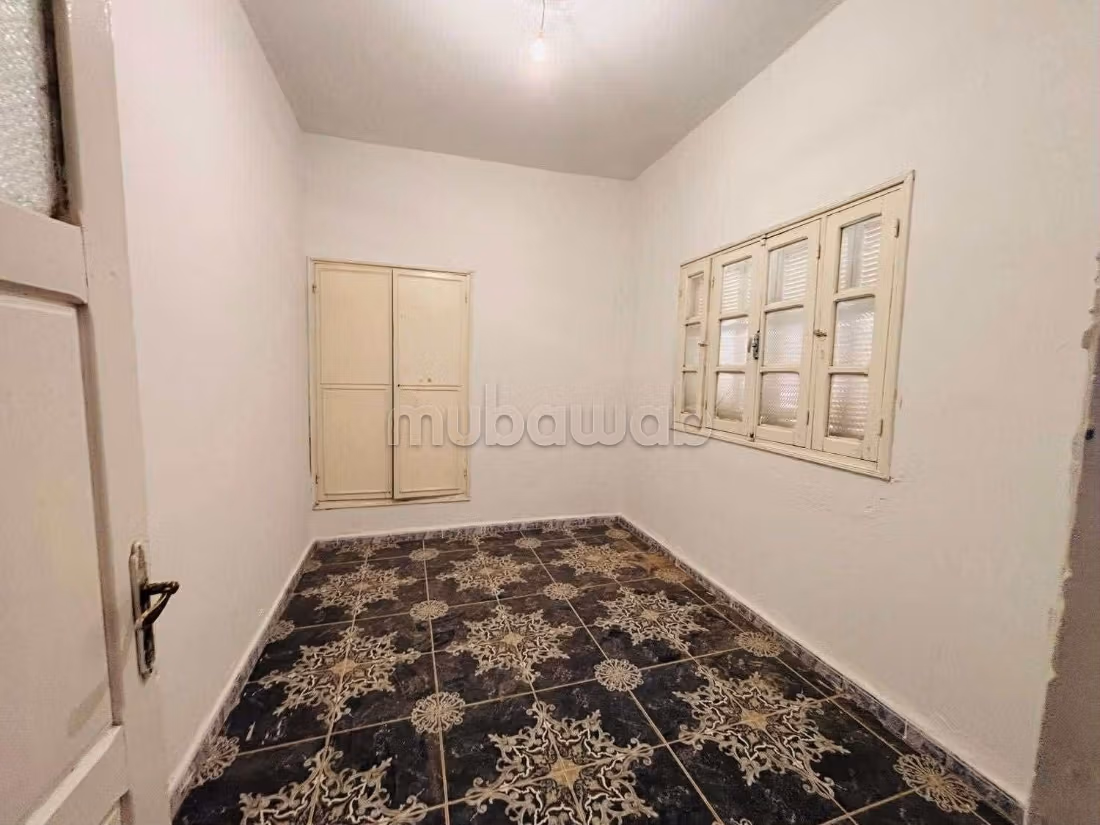 2 villa à deux étage derrière l'école de langue