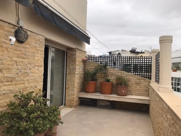Duplex à l'achat à Racine. 5 grandes pièces