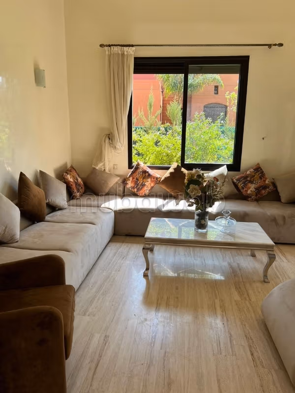 Nu huren: villa's en luxe woningen in Route de Fez. Oppervlakte 230 m². Gemeubileerd