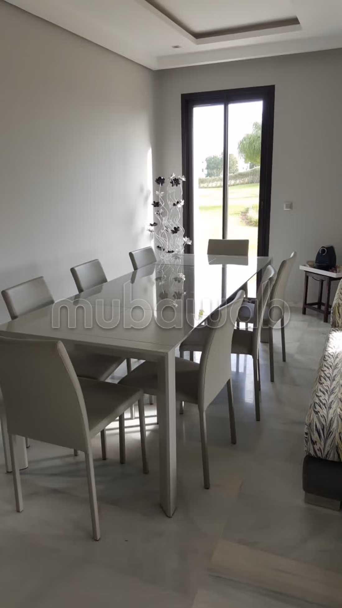 Appartementen te huur in Ville Verte. 4 Ruimtes. Tuin en parkeergelegenheid