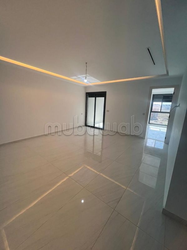 Apartment for sale in Tanja Balia. Large area 80 m². Moroccan Living room