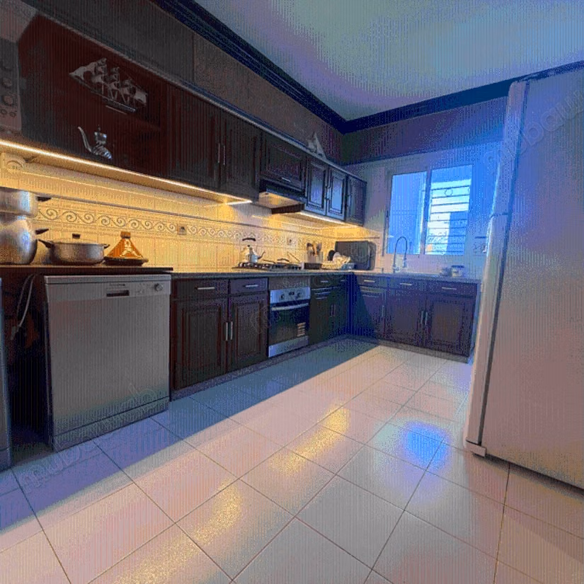 Apartment for sale in Maârif. Dimension 205 m². Lift and garage