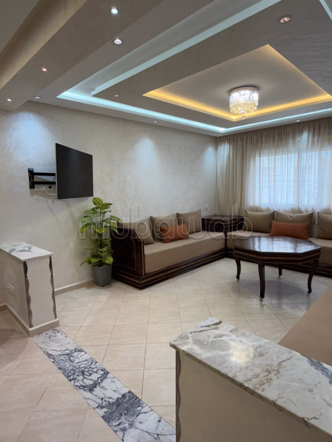 Appartement 70 m² à Moujahidine — 27
