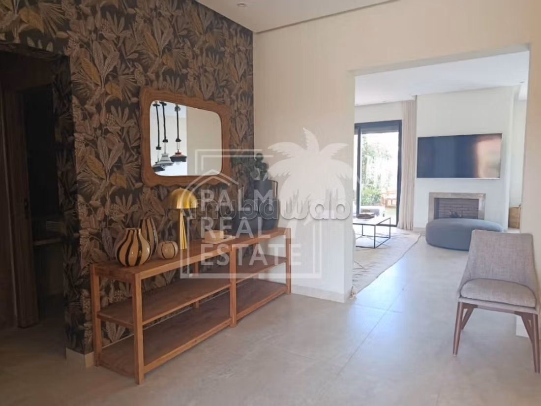 Casa de alto standing en venta en Route de l'Ourika. Dimensión 270 m². Residencia con seguridad