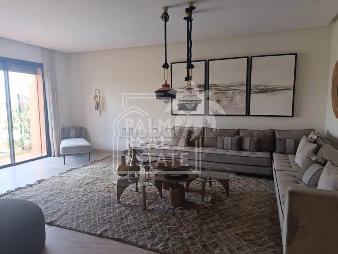 Casa de alto standing en venta en Route de l'Ourika. Dimensión 270 m². Residencia con seguridad
