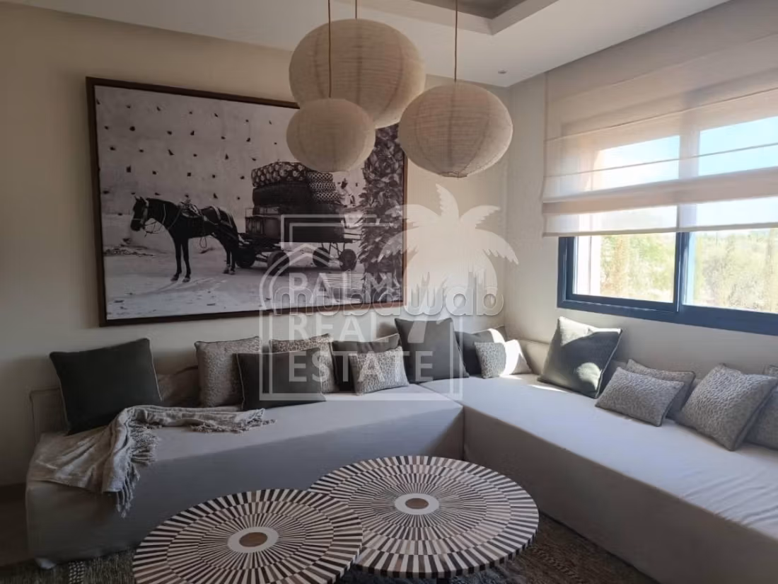 Casa de alto standing en venta en Route de l'Ourika. Dimensión 270 m². Residencia con seguridad