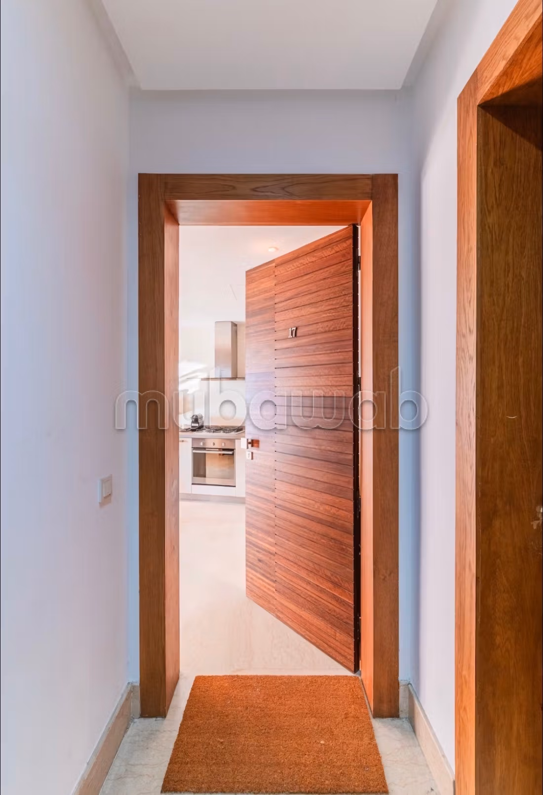 Location studio meublé avec goût SANS VIS À VIS