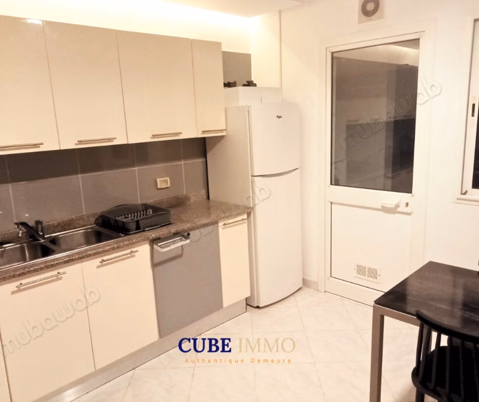 Rent an apartment in Les Berges Du Lac 2. Dimension 130 m². Furnished