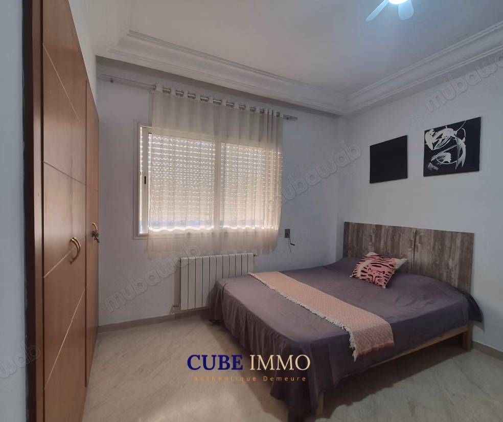 A louer un spacieux appartement vide ou meublé