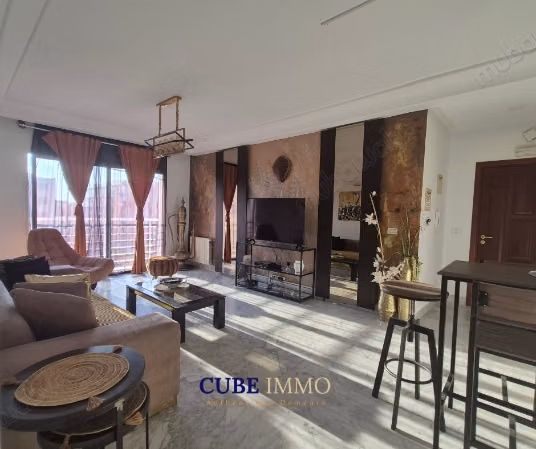 Appartamento in affitto a Les Berges Du Lac 2. Superficie totale 130 m². Arredato