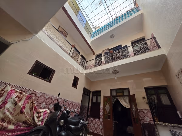 Riad for sale in Moulay Lyazid. Area of 200 m². Moroccan Living room