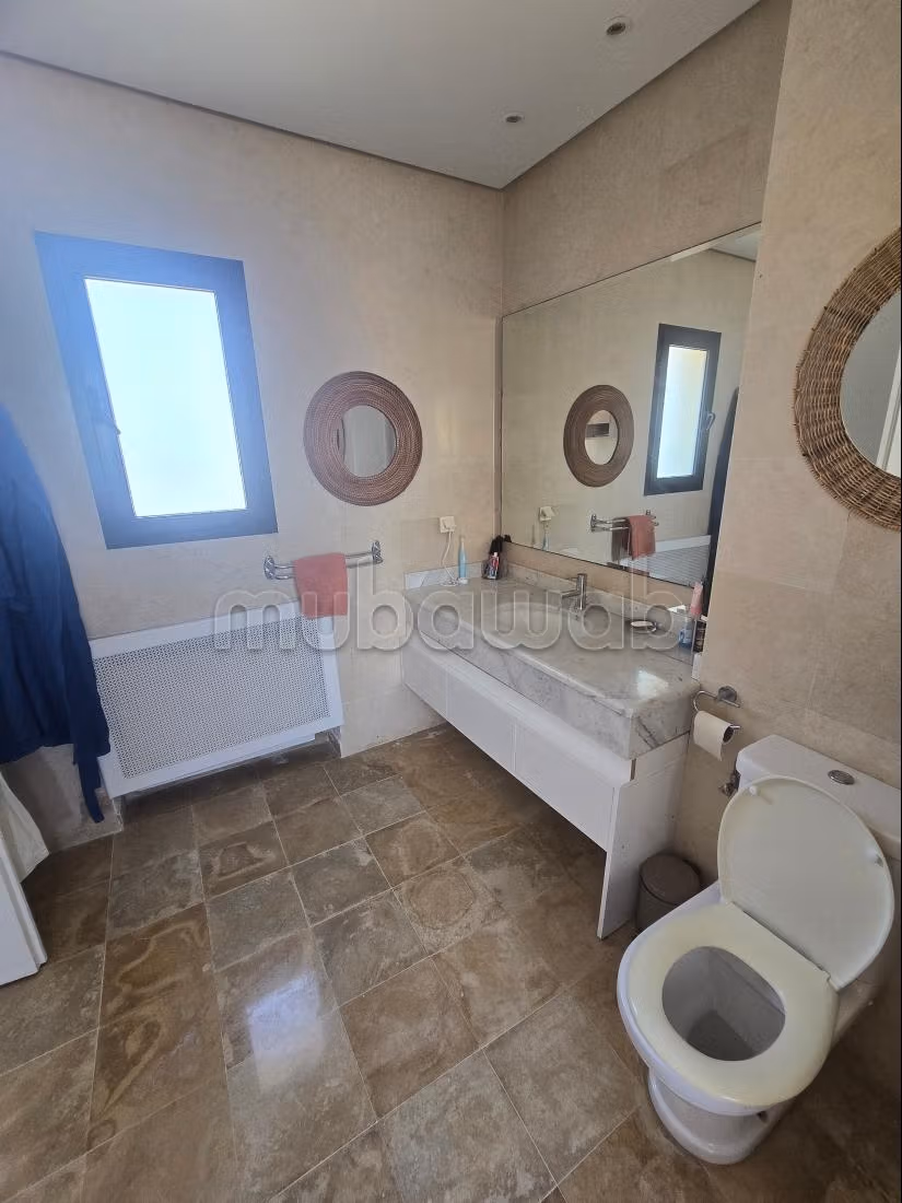 Villa à la location vide à gammarth touristique