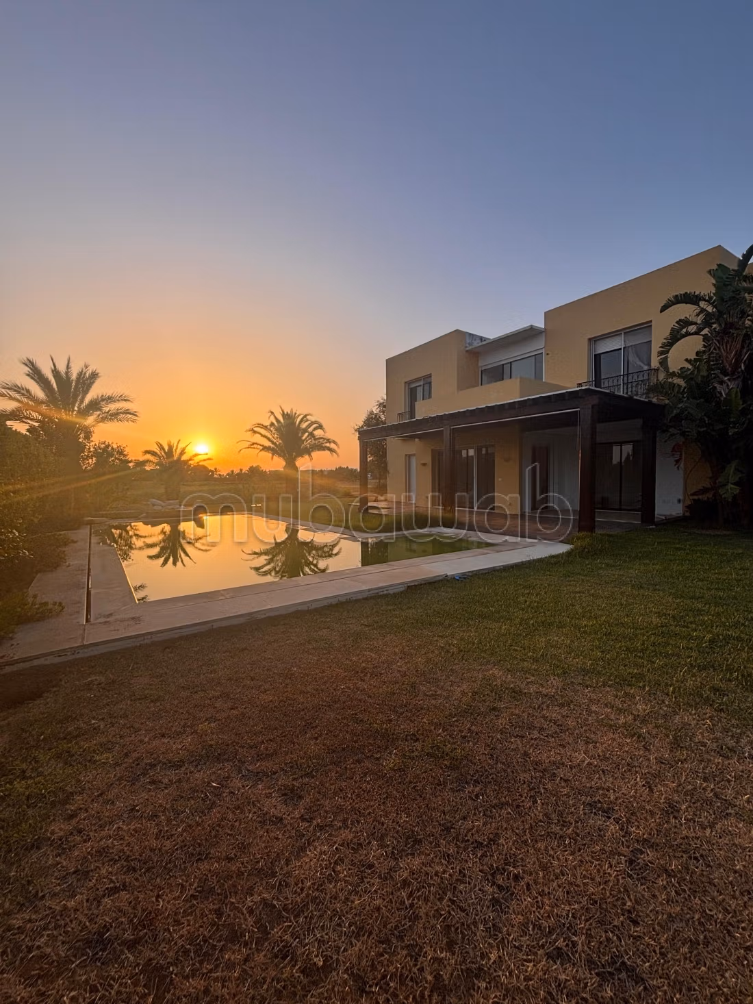 Villa à la location vide à gammarth touristique
