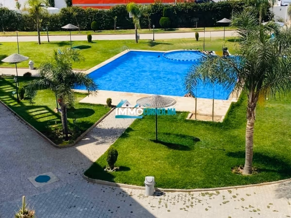 Vente d'un bel appartement dans une résidence avec piscine à Malabata