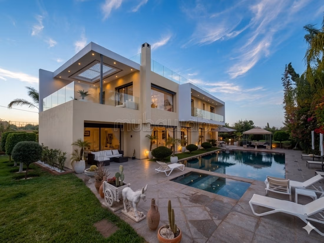Villa de prestige a 60 000 MAD / location