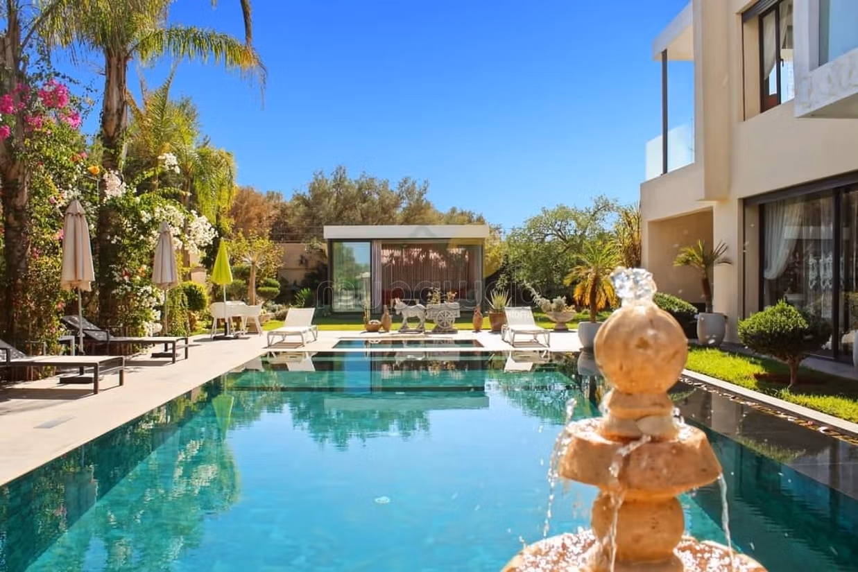 Villa de prestige a 60 000 MAD / location