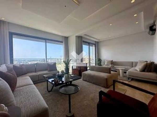 Appartementen om te huren in Les princesses. Totale oppervlakte 140 m². Gemeubileerd