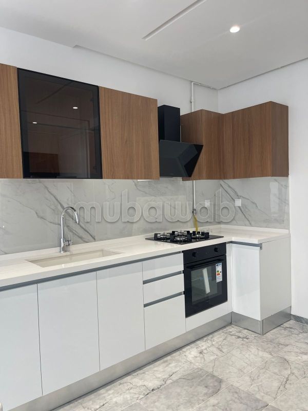 Apartment for sale in La Soukra. 1 lovely room. Lift and terrace