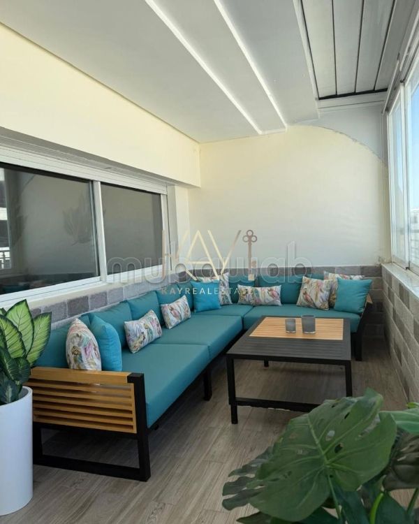 Nu huren: appartementen in Centre. Oppervlakte 140 m². Garage en terras