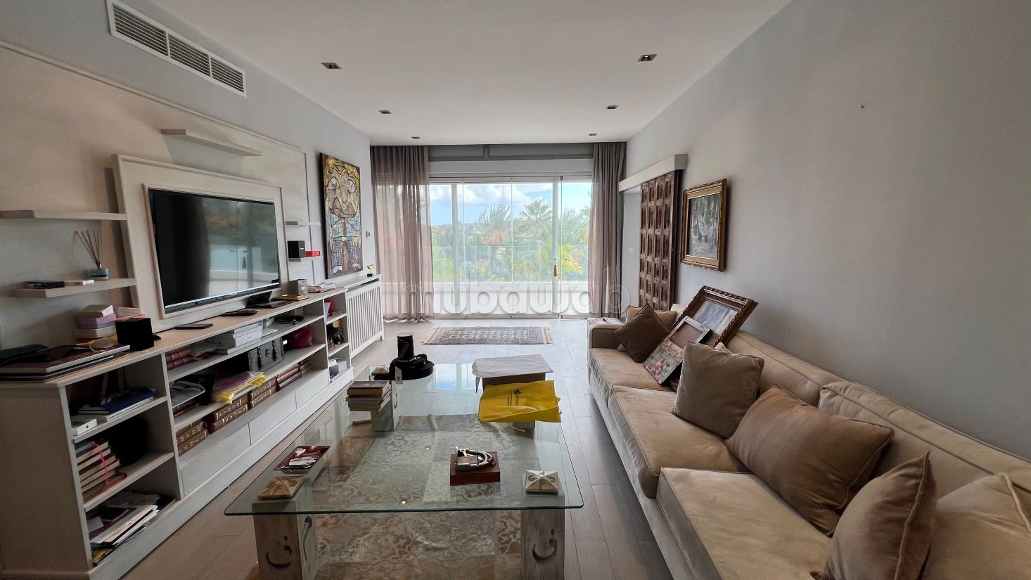 À vendre: superbe villa à Gammarth