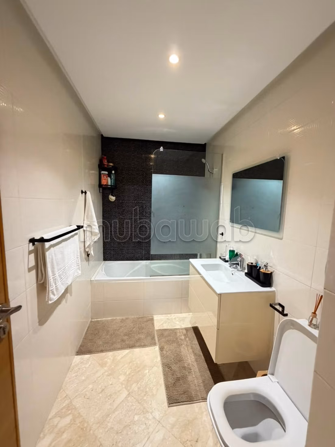 Appartement 107 m² à Centre — 22