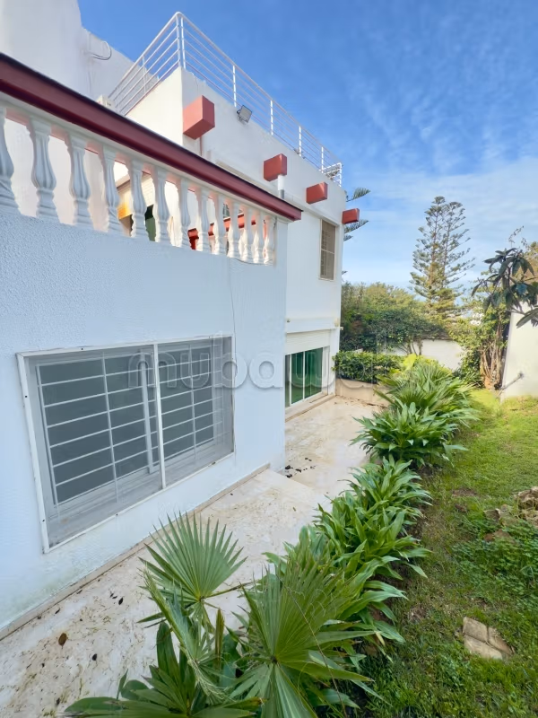Affitto di un bellissimo appartamento a Hassan Centre Ville. Superficie 85 m². Ammobiliato