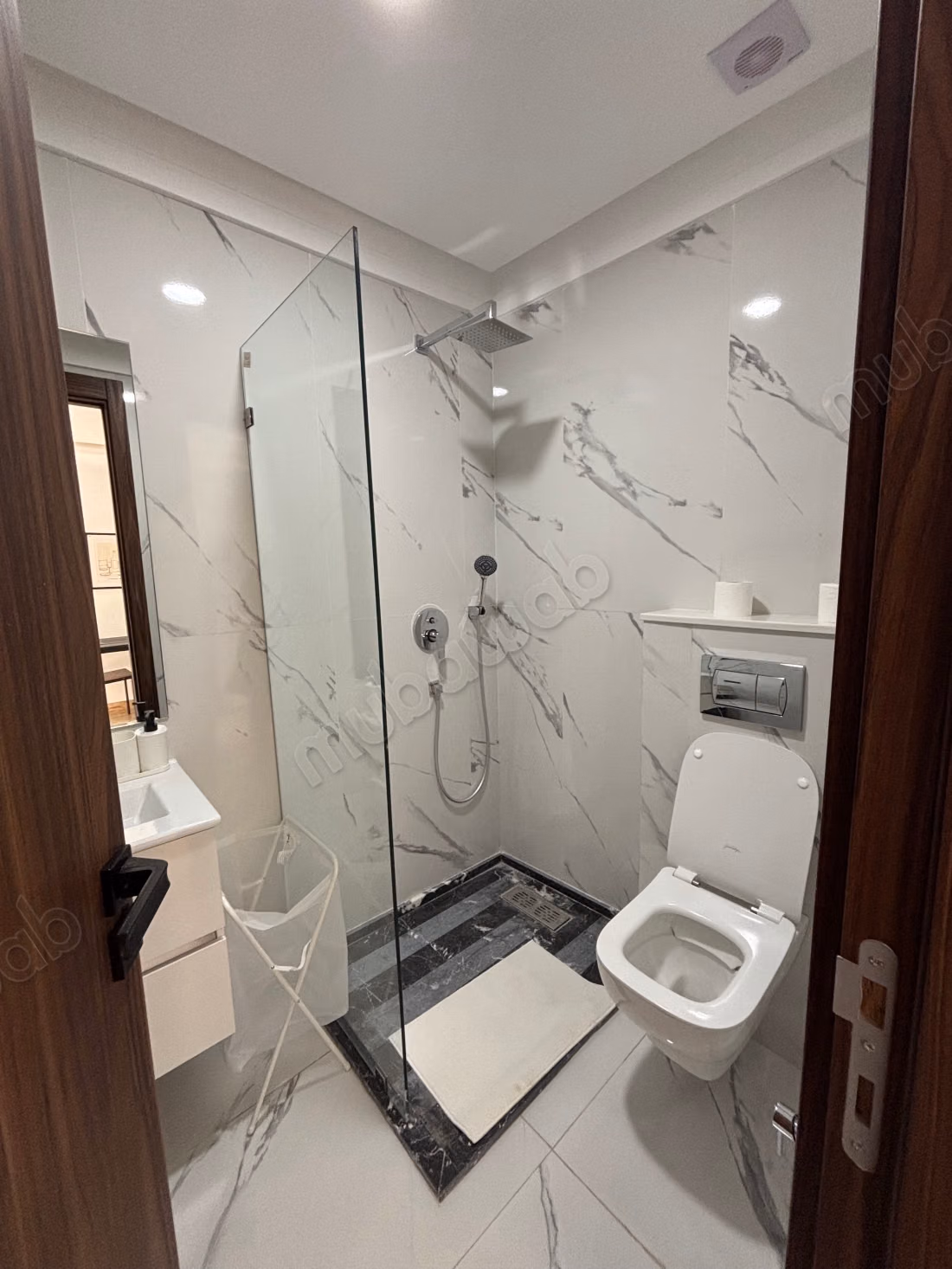 Bel appartement en location à Belvédère. 2 pièces. Meublé