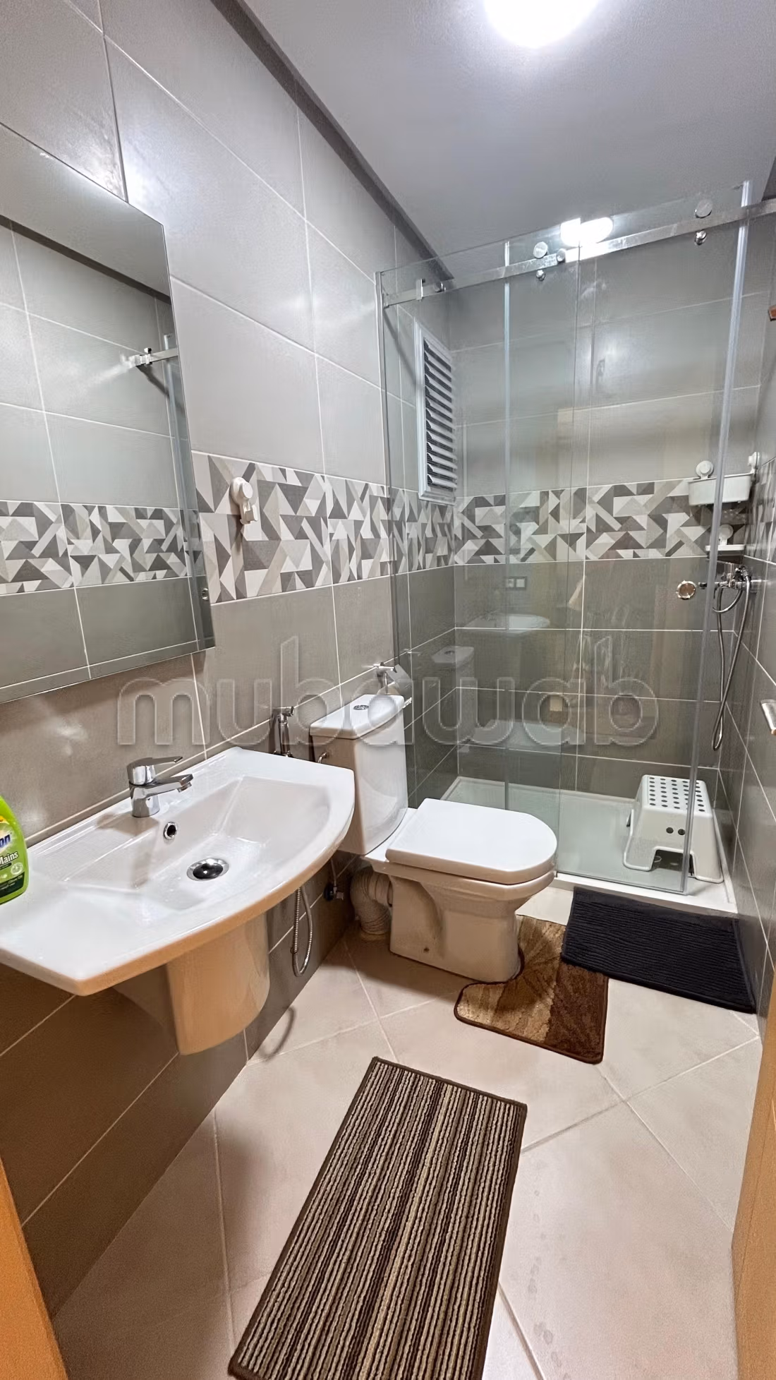 Appartement pour la location journalière
