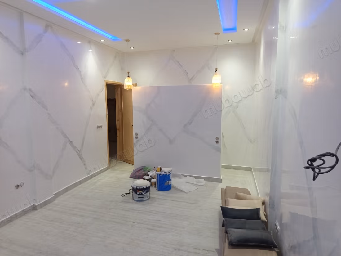 Apartment for sale. 4 large rooms. Gardeners, Large terrace