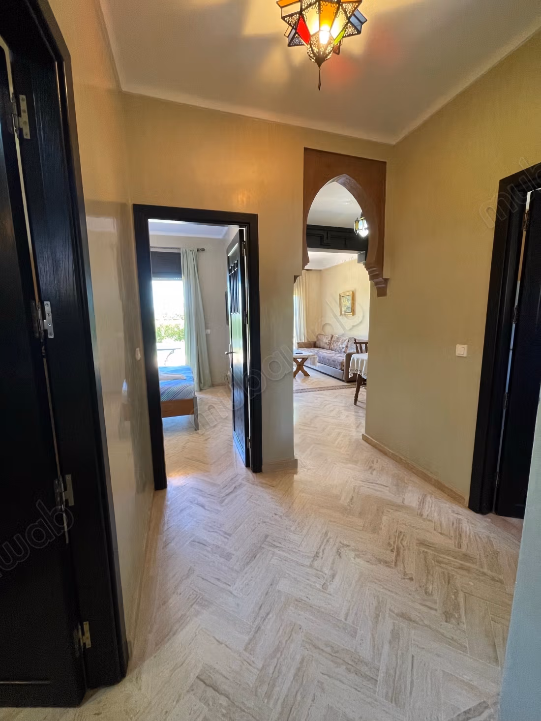 Bonito piso en venta en Amelkis. 2 hermosas habitaciones. Antena parabólica, residencia segura