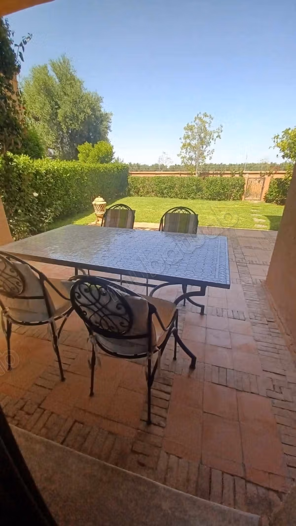 Appartamento da acquistare a Amelkis. 2 belle camere da letto. Con ascensore e giardino