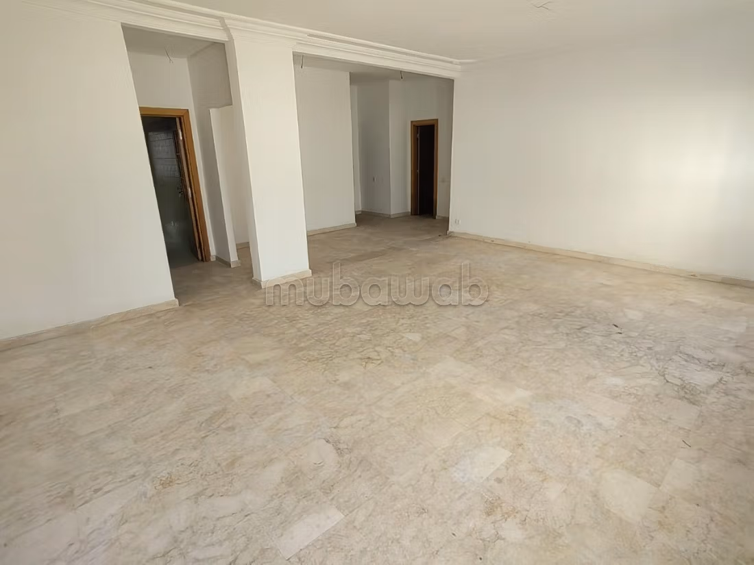 Très bel appartement à louer à Hay riad