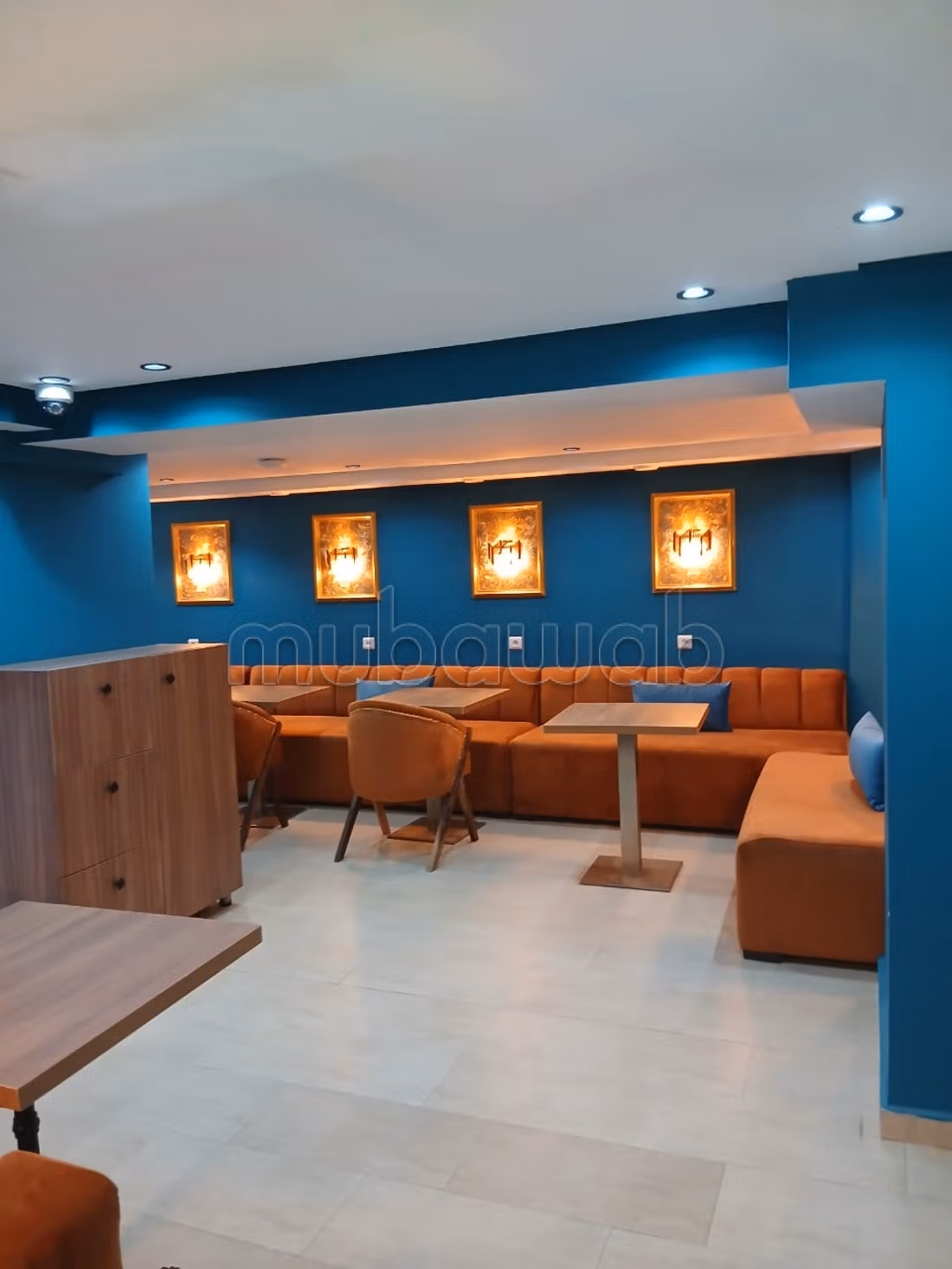 Offices & shops for sale in Guéliz. Large area 185 m². 