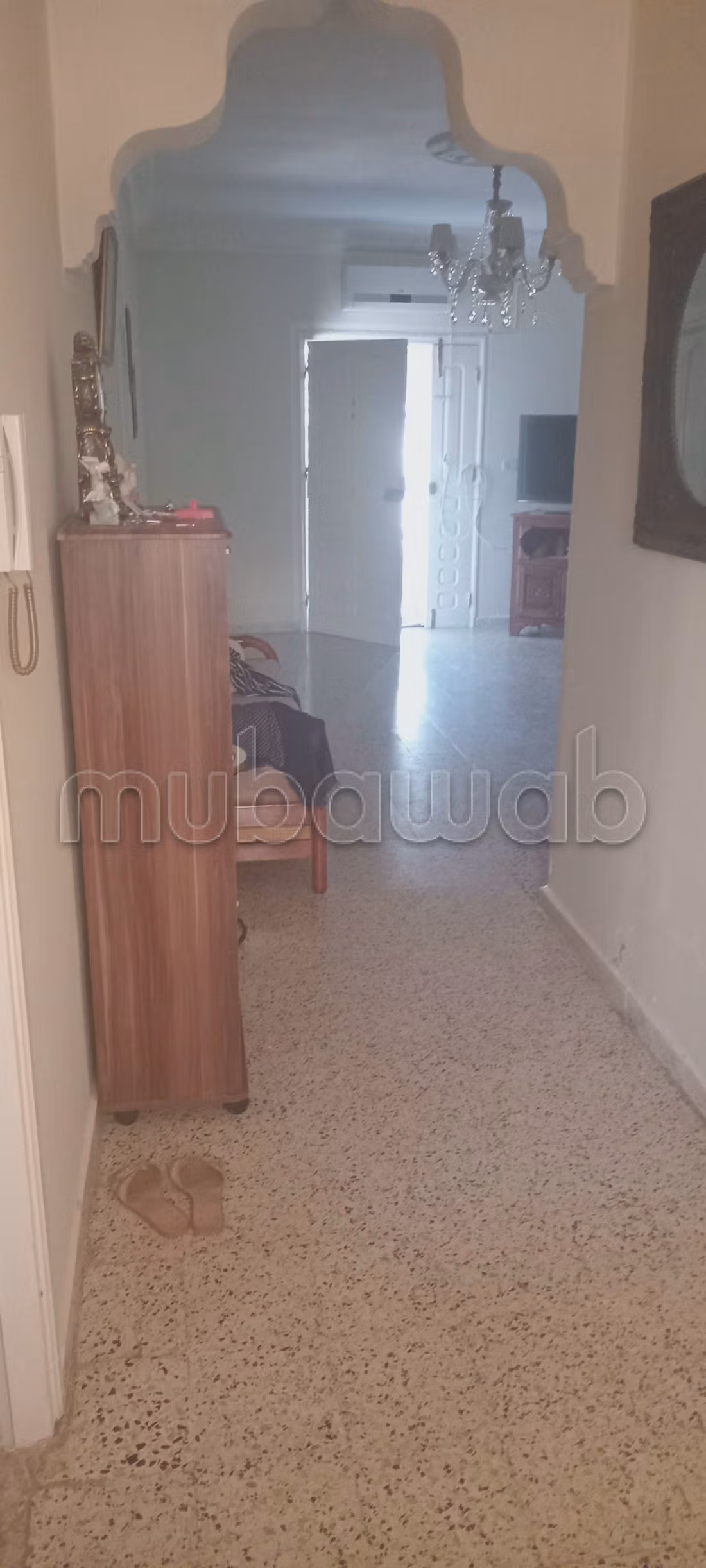 Superbe maison à vendre. Superficie 200 m². Terrasse et jardin
