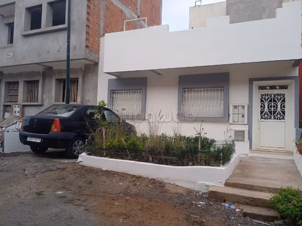 MAISON 90m carre Mehdia à Kénitra