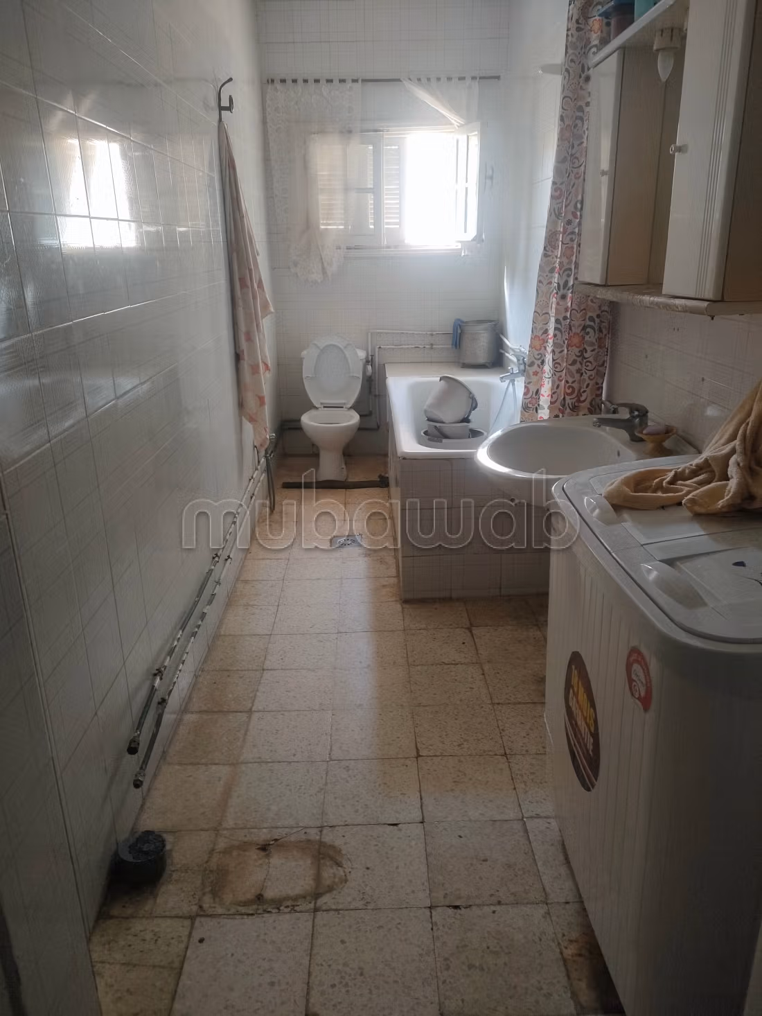 Bellissima casa in vendita. 3 belle camere da letto. Giardino e posto auto