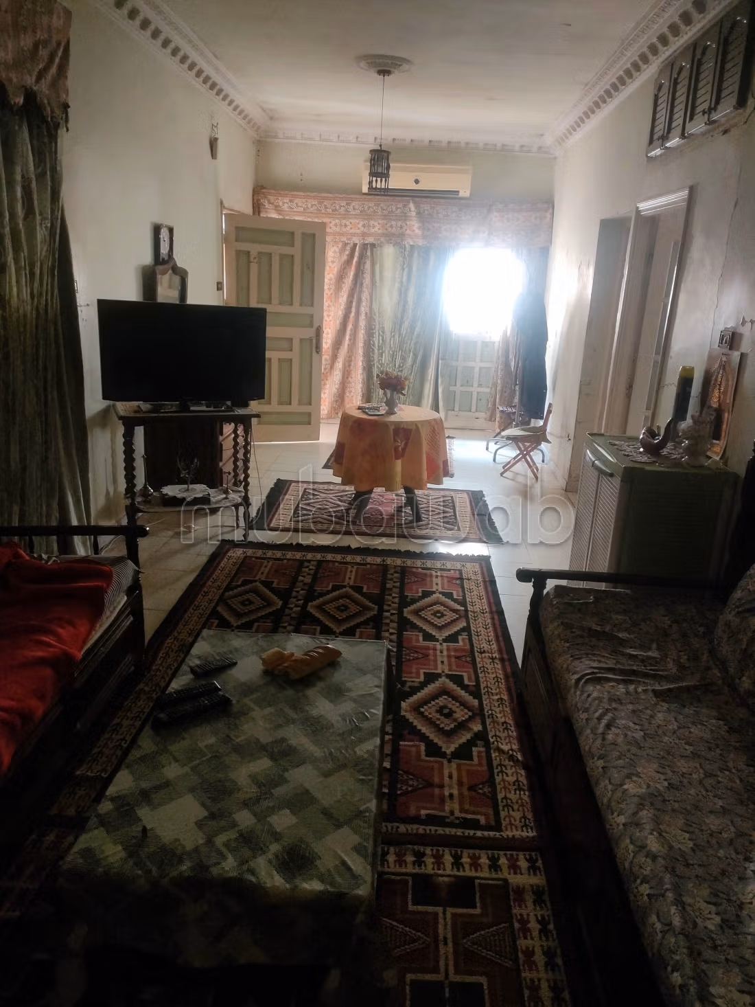 Bellissima casa in vendita. 3 belle camere da letto. Giardino e posto auto