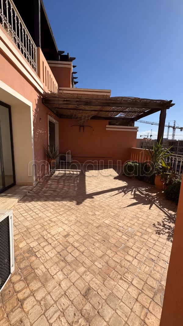 Bel appartement avec une grand terrasse
