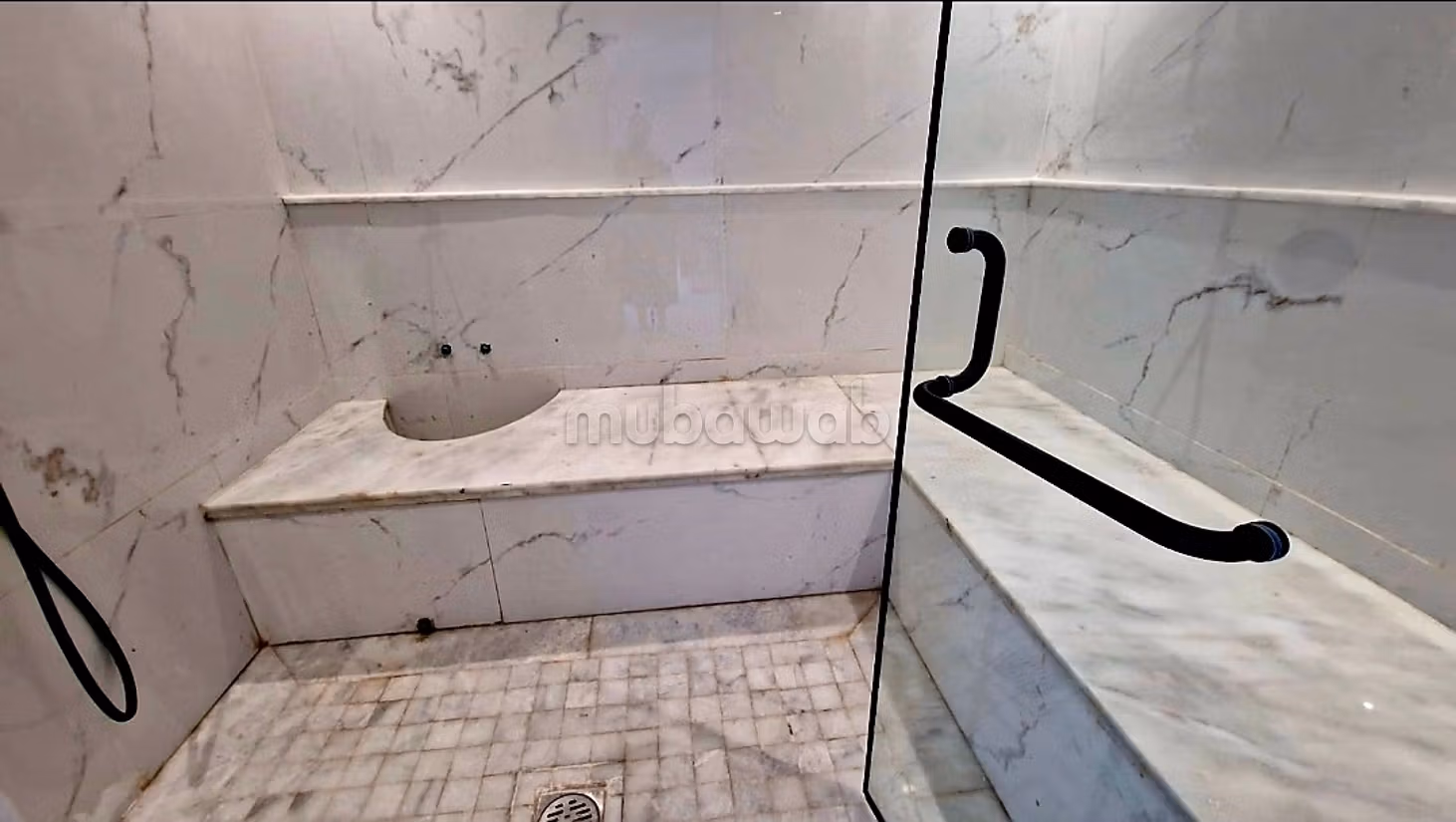 LOCATION villa neuve sur 3 niveaux avec ascenseur