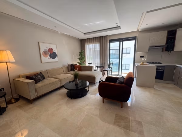 Apt 61m au troisième étage, location à l’année