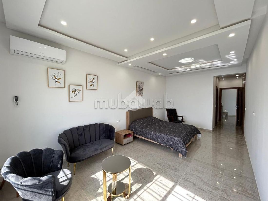 A vendre une villa avec deux appartements