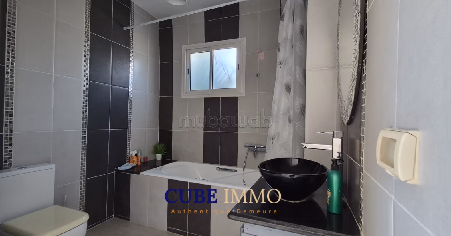 Duplex meublé avec jardin et terrasse